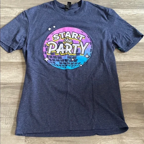 ❤️ 3/$15 Blue and Purple Start the Party T-Shirt - Picture 1 of 1
